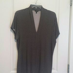 Talbots v neck knit top